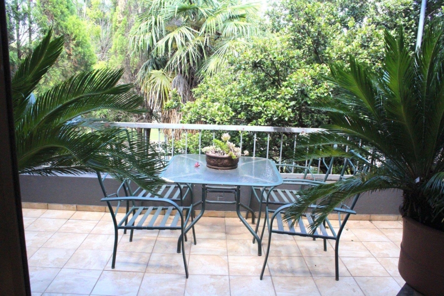 6 Bedroom Property for Sale in Van Der Hoff Park North West
